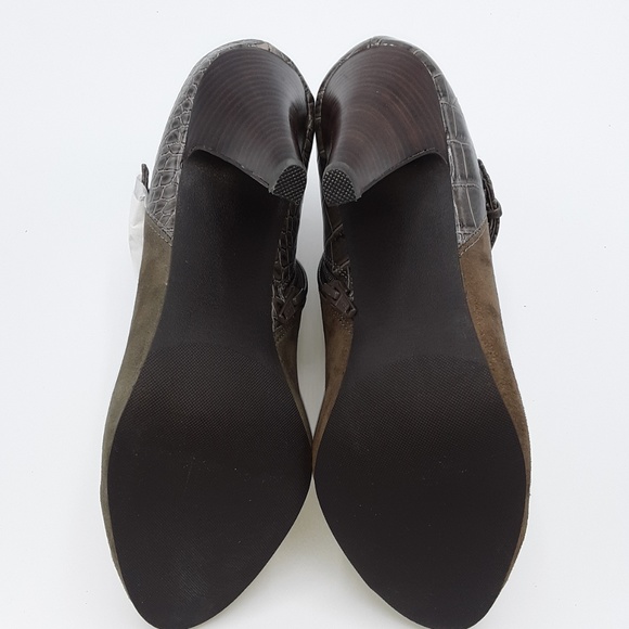 Alfani Shirlee Grey Suede Croc/LeatherAnkle Boots - Picture 6 of 7